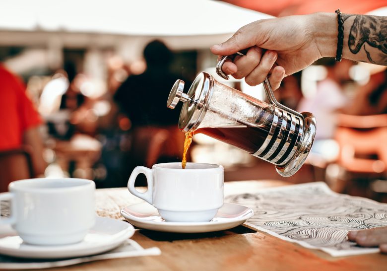 barista munka közben